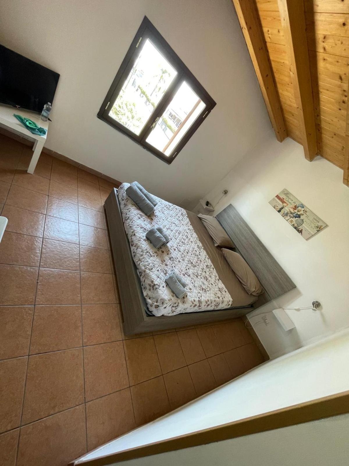 Lavica Airport Catania B&B ภายนอก รูปภาพ
